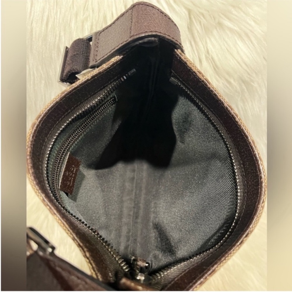 EXCELLENT CONDITION! Authentic Gucci Messenger Signature Crossbody Shoulder Bag - Picture 11 of 16